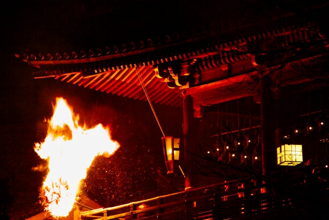 奈良に春を呼ぶ「お水取り」とは