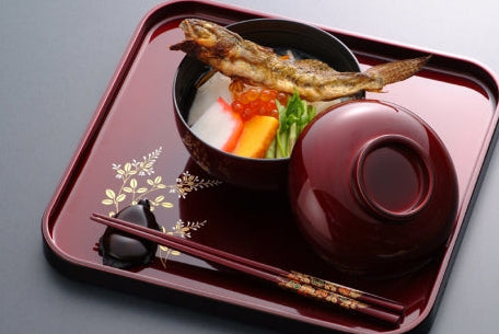 新年の食卓に玉虫塗はいかがですか？