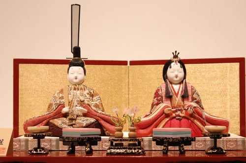 ひな人形にはどんな意味があるの？雛飾りの役割とは